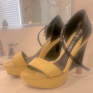 CHANEL Authentic Yellow and Navy Patent platform wedges